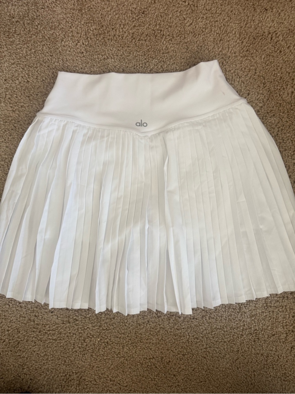 Alo yoga skirt